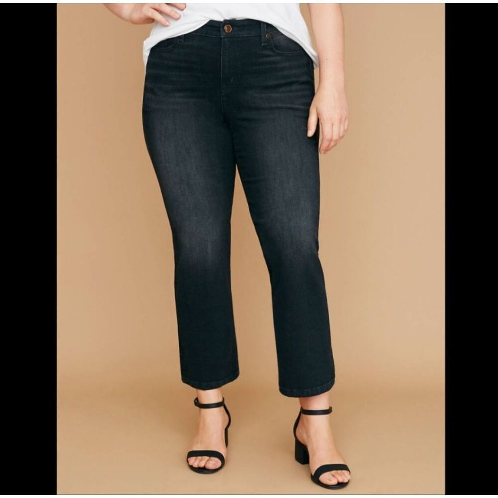 Lane Bryant Mid-Rise Essential Stretch Girlfriend Jean Black Denim Plus Size 24